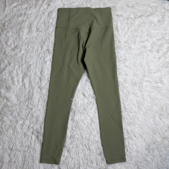 Athleta Pants Women’s Sage Green Elation Rib Tight Leggings Yoga Small Petite SP - Picture 4 of 8